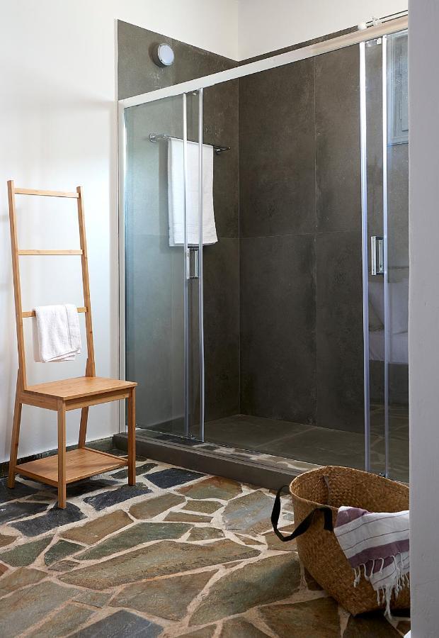 Miramare Luxury Apartments Firopotamos エクステリア 写真